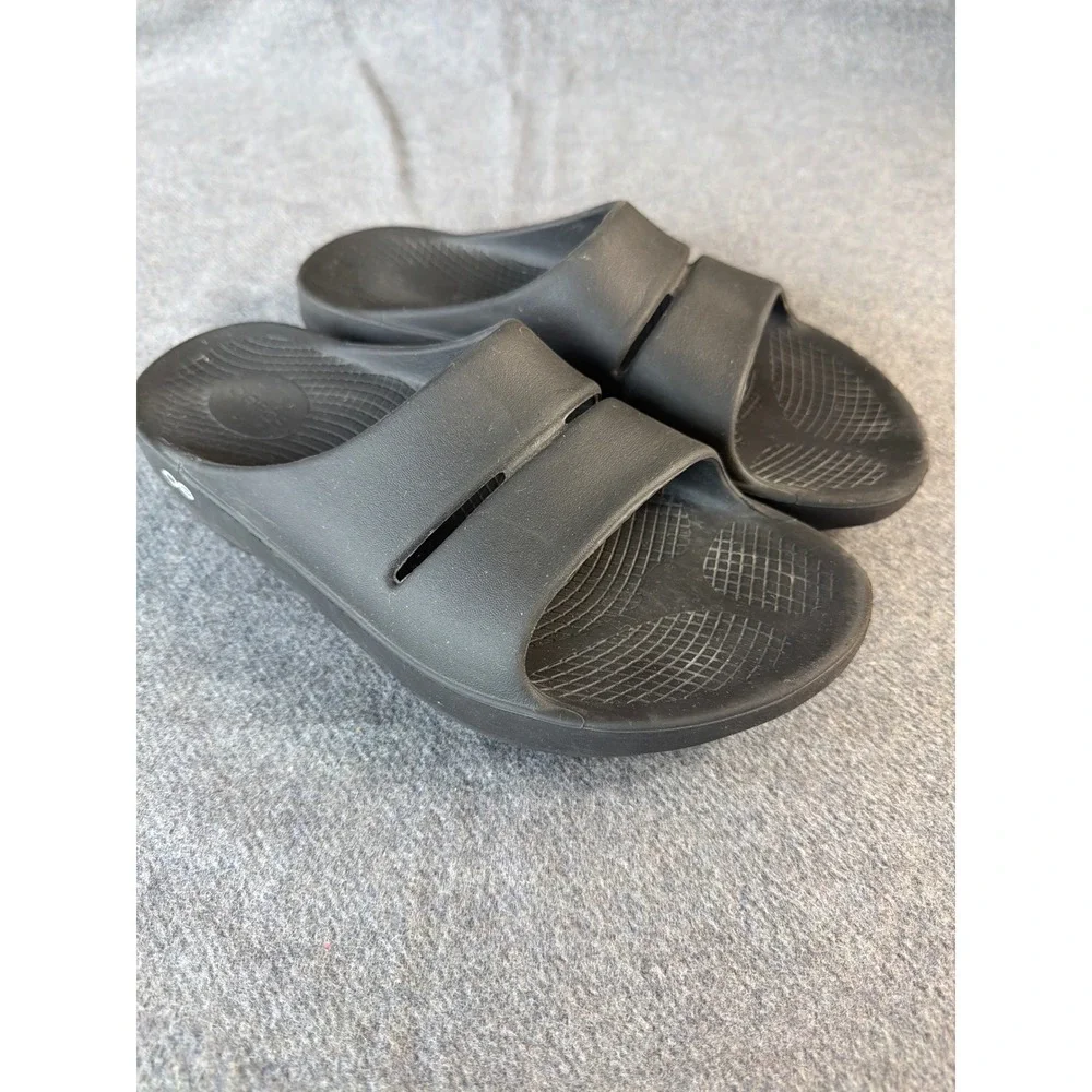 OOFOS OOahh Slide Sandals Unisex M9 W11 Black Recovery Arch Support Shoes